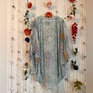 💚 Umgee Green and White Leopard Kimono 💚